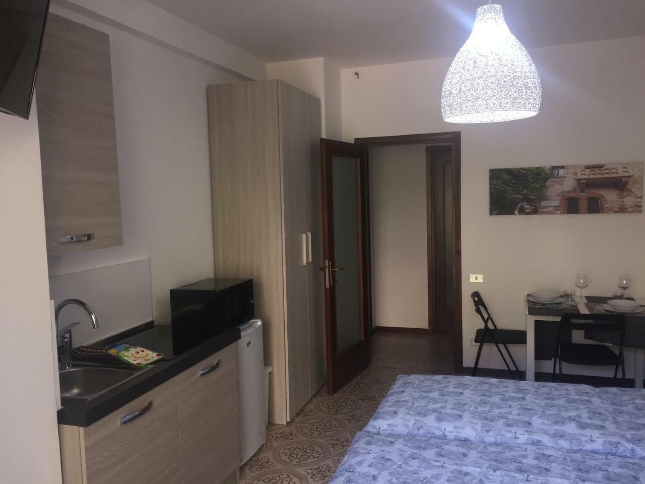Room Verona Holidays Kültér fotó